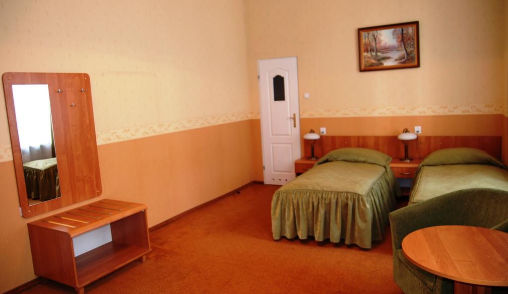 לודז' Hotel Savoy מראה חיצוני תמונה