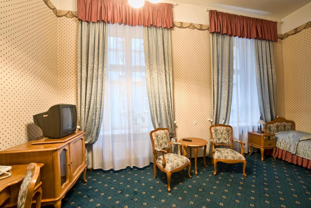 לודז' Hotel Savoy חדר תמונה